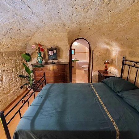 Cozy Classical Residence In The City Center Bari Buitenkant foto